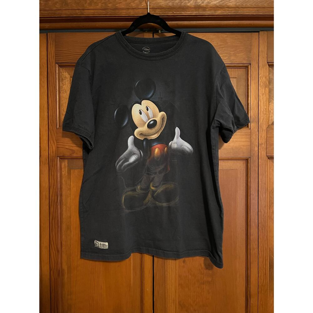 Disney Men's Mickey Mouse Crewneck T-Shirt Short Sleeve Dark Gray Size Large - Picture 2 of 10